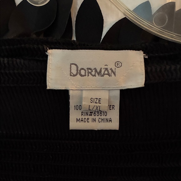 Chic Black Ruffle Cardigan - Picture 2 of 4